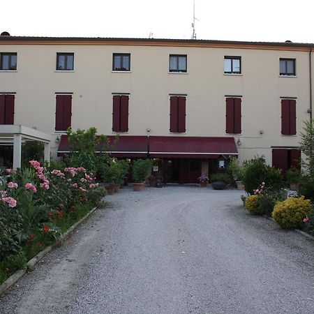 Villa Belfiore Ostellato Exteriör bild