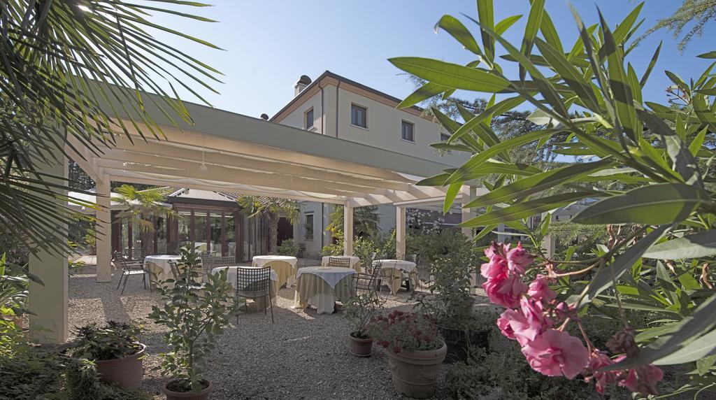 Villa Belfiore Ostellato Exteriör bild