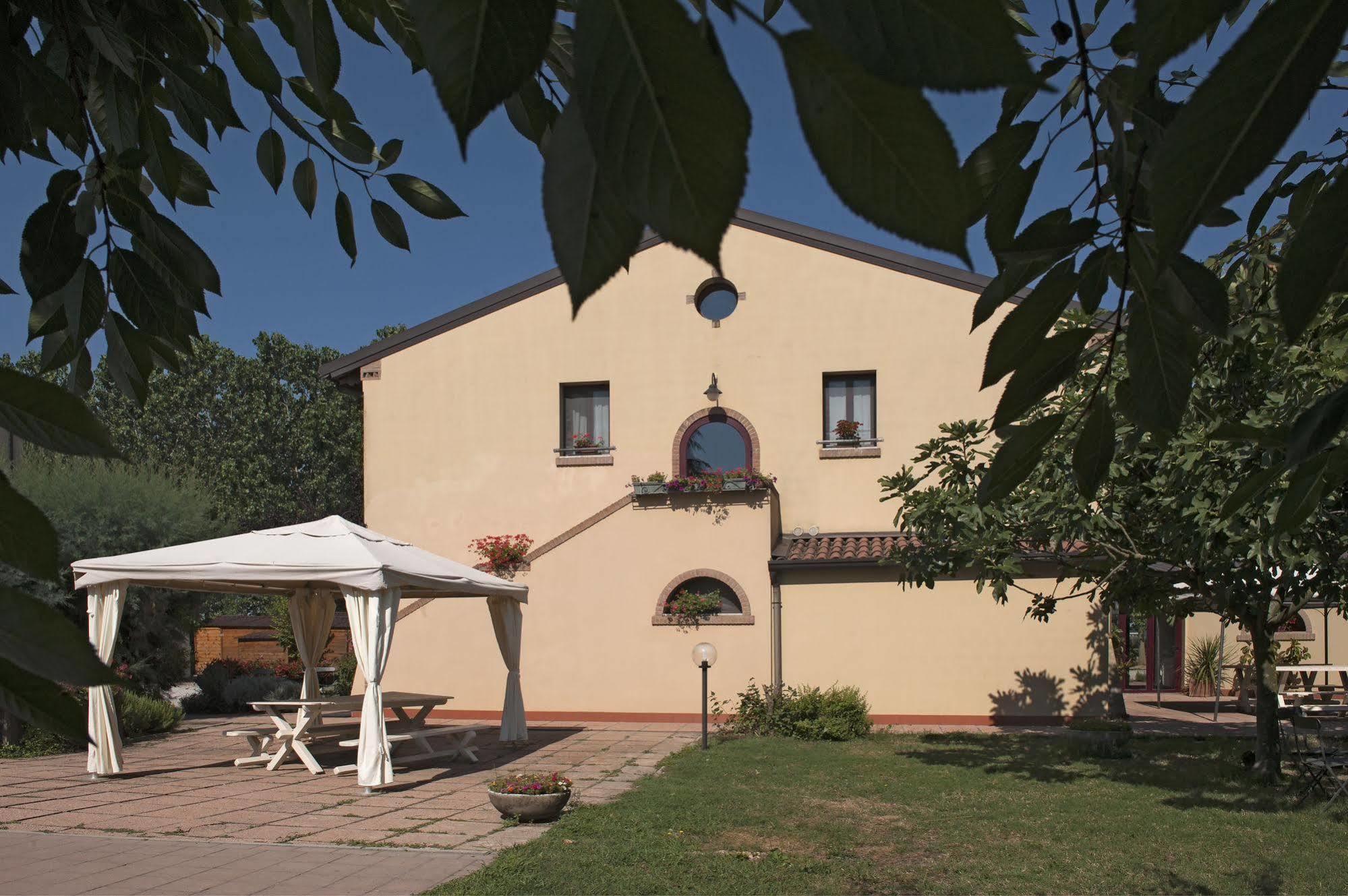 Villa Belfiore Ostellato Exteriör bild