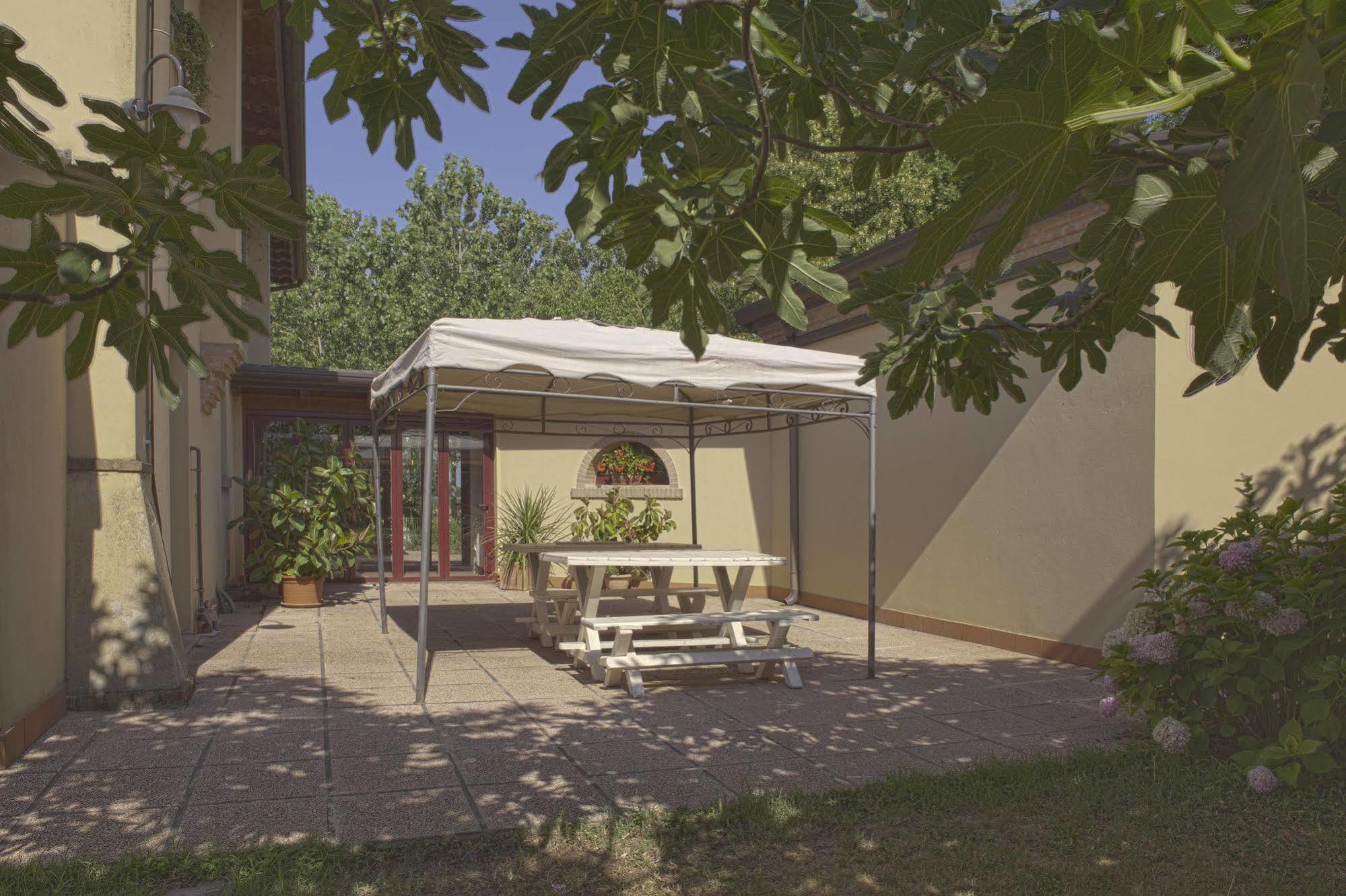 Villa Belfiore Ostellato Exteriör bild
